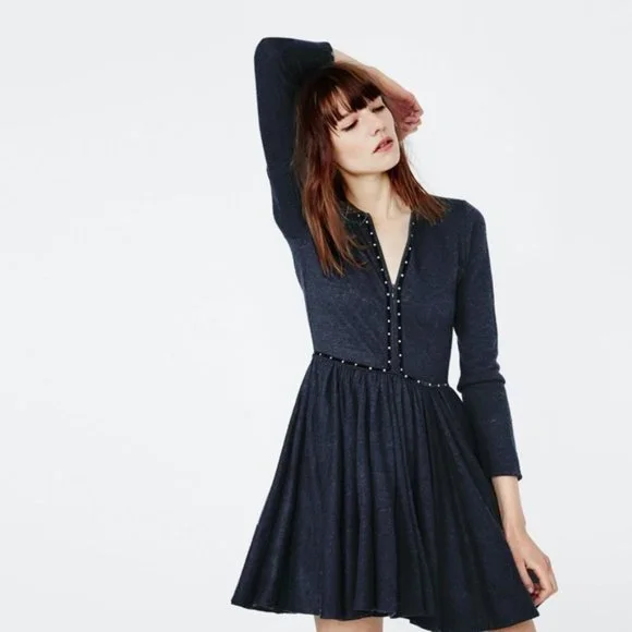 ❌❌SOLD Riska unit long sleeve dress size 3 navy Euc - Picture 3 of 14